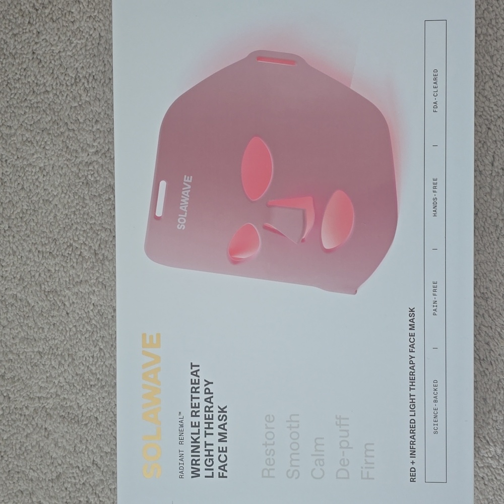 Solawave Wrinkle Retreat Light Therapy Face Mask - Opened But Never Used